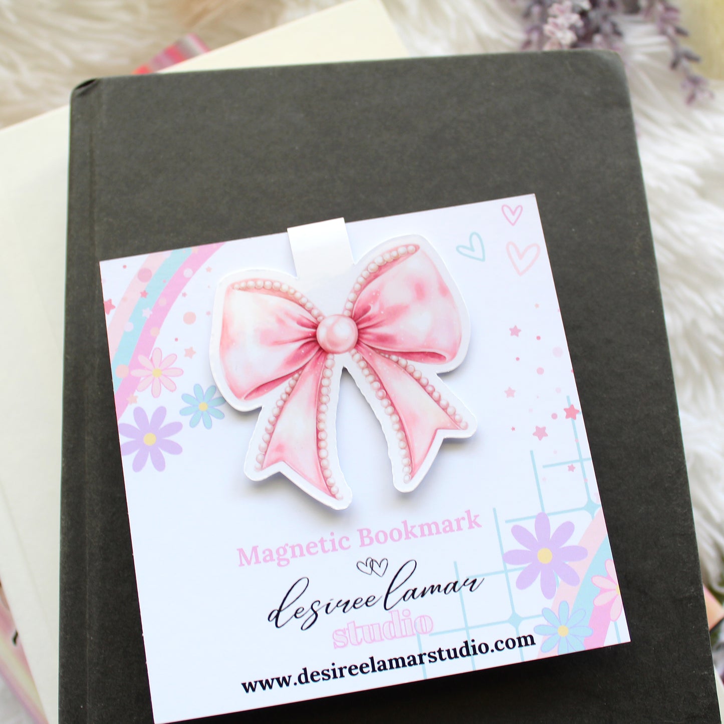 Elegant Bow Magnetic Bookmark