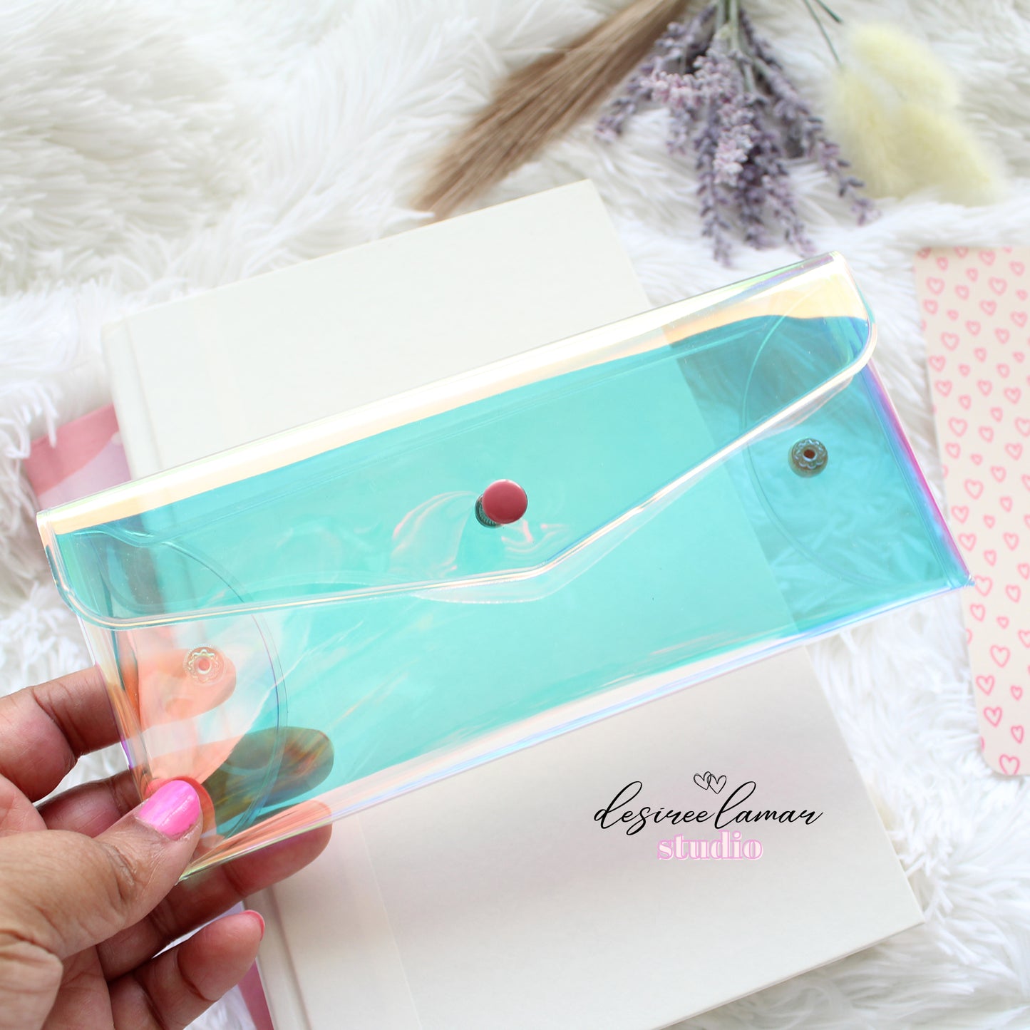 Bookmark Keeper – Holographic Snap Pouch