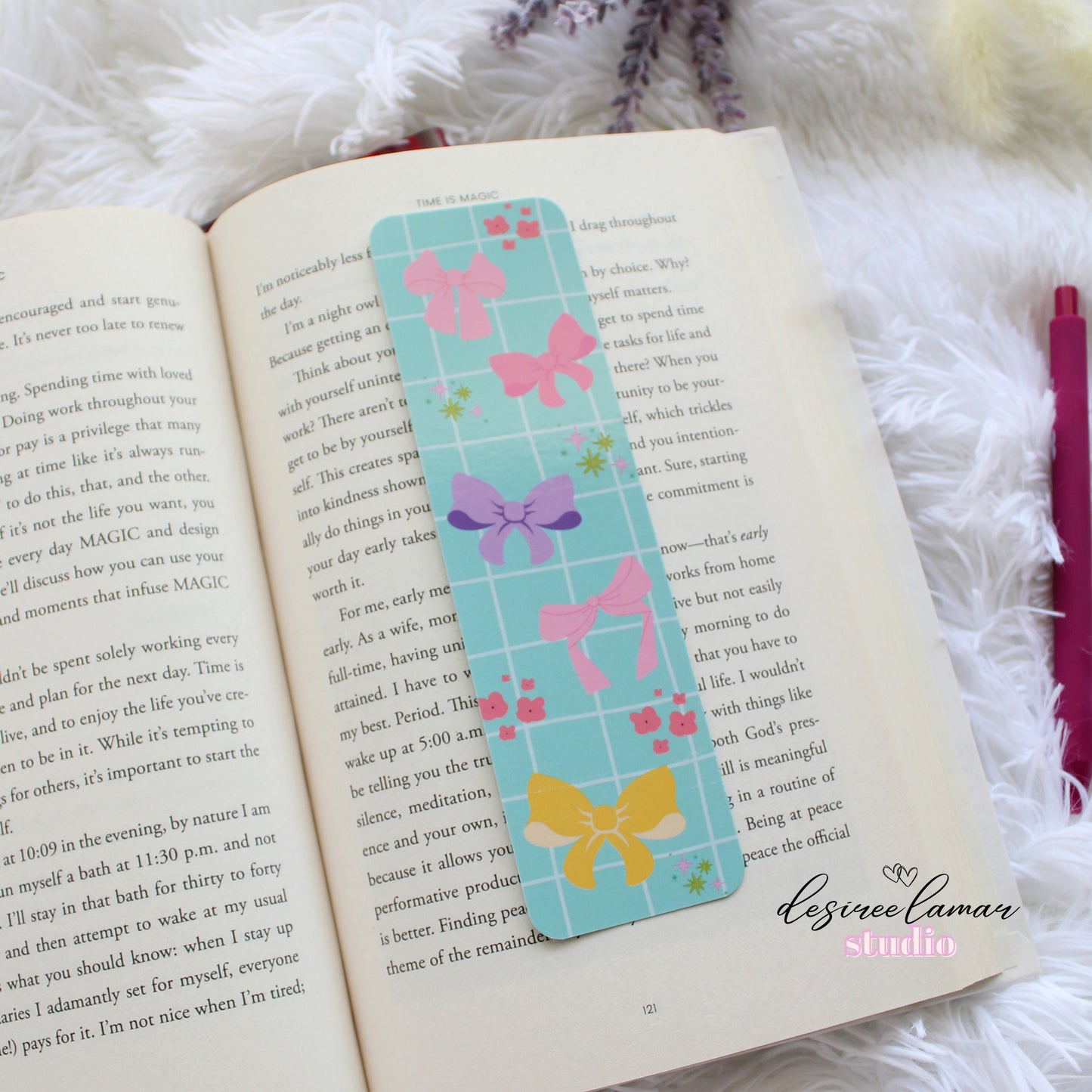 Bow Bookmark